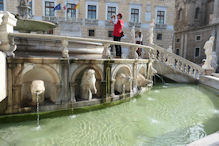 Palermo – fountain of shame