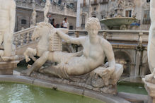 Palermo – fountain of shame