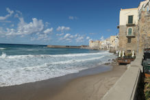 Cefalu – beach