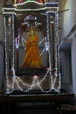 Chennai – Statue of Mary + Child note clothes