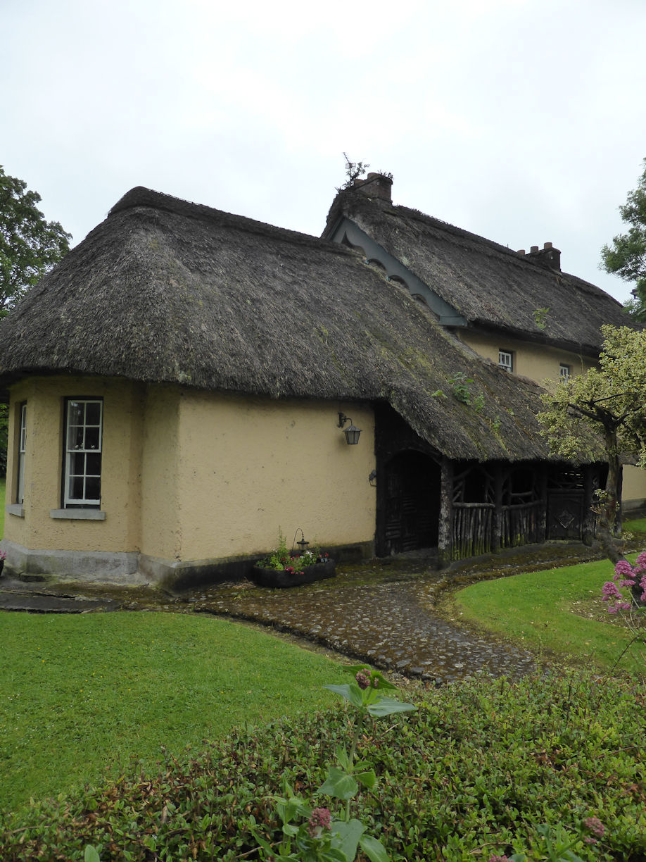 Adare – thatched house
