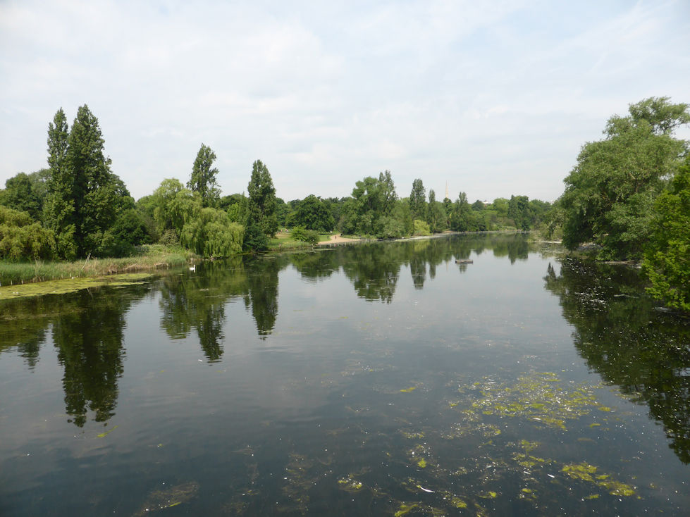 Hyde Park London Serpentine
