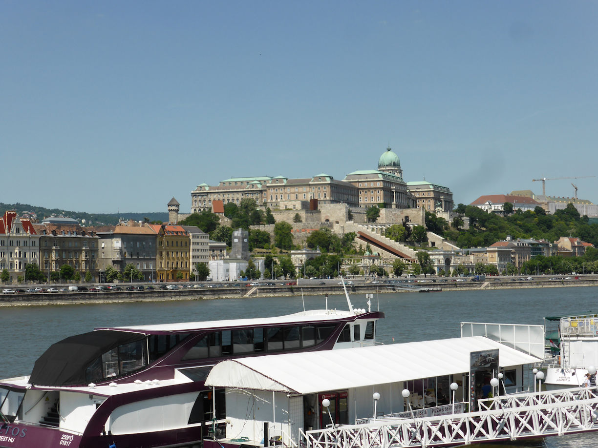 Budapest – Buda and the National Art Gallery
