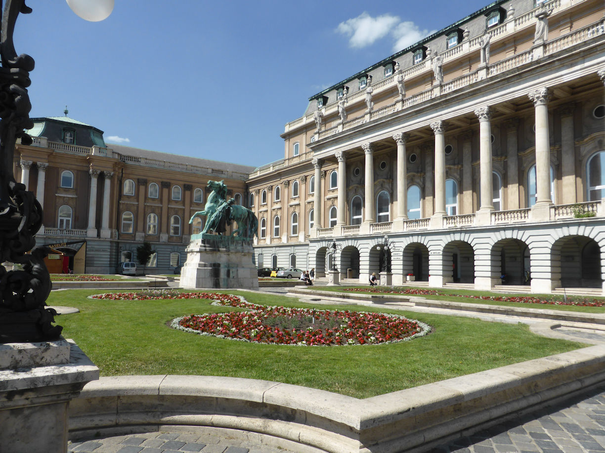 Budapest – Pharmacy Museum
