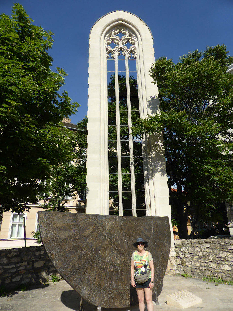 Budapest – Mary Magdelane Church
