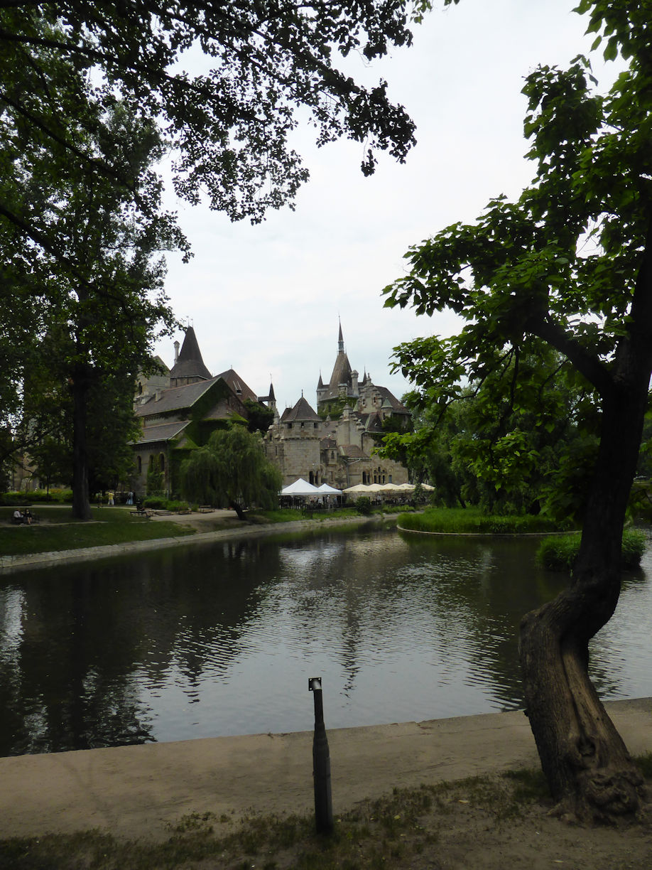 Budapest – Castrle near Hero's Square
