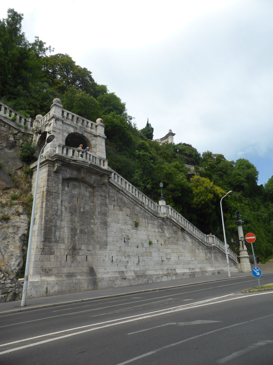 Budapest – Gellert Memorial
