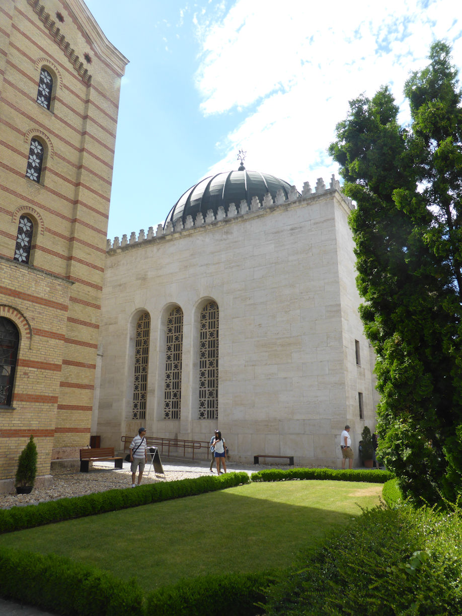 Budapest – the Hero's Synagogue
