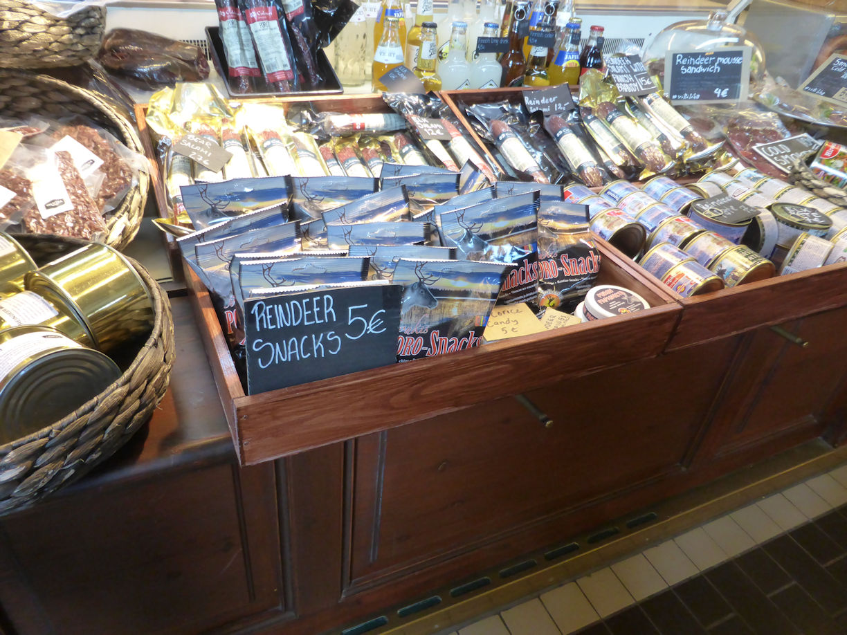 Helsinki – market Roudolf snacks
