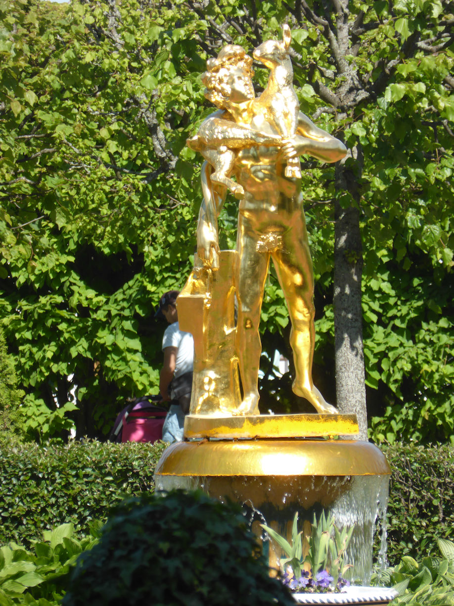 St Petersburg – Peterhof
