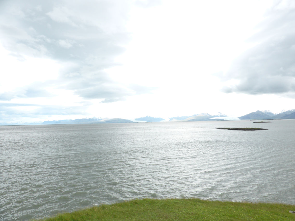 Iceland east – view of glaciers from Hofn
