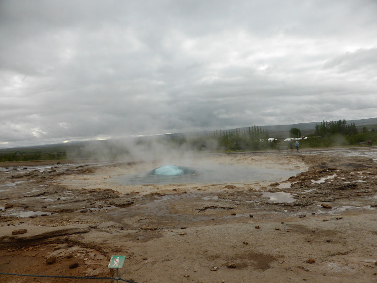 Iceland – Geyser – dome forming
