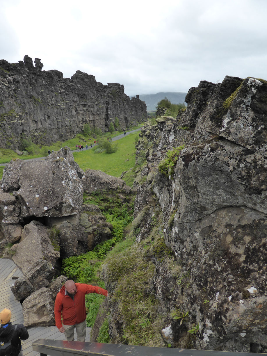 Iceland – Thingvellir National Park – rift
