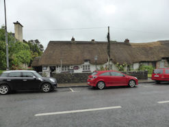 Adare – thatched houses