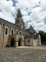 Poitiers – Church