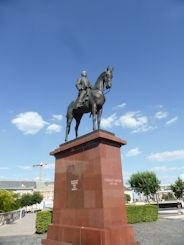 Budapest – equestrian statue