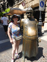 Budapest – Robyn getting close to a character with metal