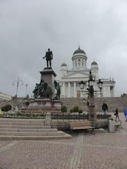 Helsinki – Lutheran Church + Alexander monument