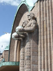 Helsinki – Railway Station giants