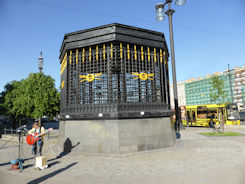 St Petersburg – Metro vent