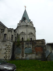 St Petersburg – old house and church near Catherine's Palace