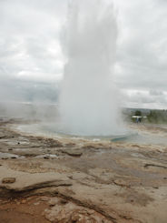 Iceland – Geyser – erupting